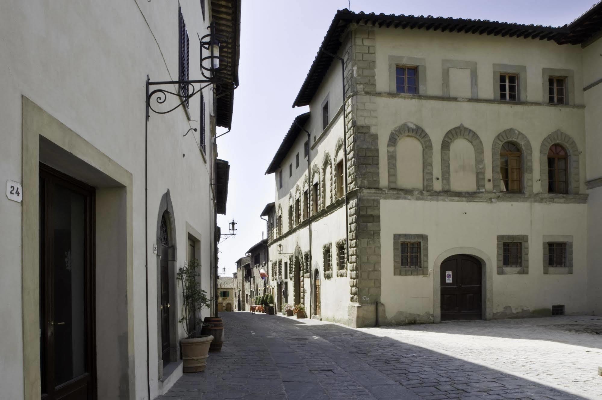 Palazzo Malaspina B&B San Donato in Poggio Exterior photo